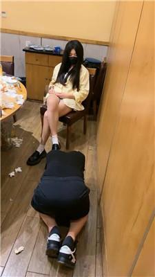 【文文文文】伺候素人用餐-舔皮鞋白袜/踩狗爪/喂口水【双视角版】bf44667