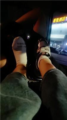 【李老师】车内脏鞋白袜玩司机奴 JS240923-8