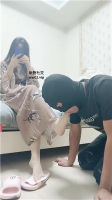 【苏苏不苏】原味裸足狂舔/清理脏拖鞋/鞭打滴蜡 JS241004-31