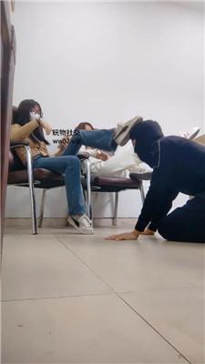 【女神也能很暴力】双S-袜子塞嘴虐打踢踹【上】 bf45630