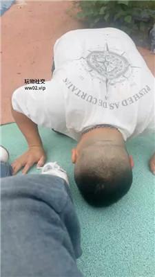 【黑兔】户外遛狗-竹子鞭打/喂漱口水/掐乳 JS241009-7