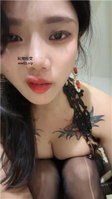 【泡芙】玩绿帽老公 JS241012-21