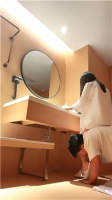 【梵一】小白鞋白袜-脚下伺候主人洗漱 JS241014-7