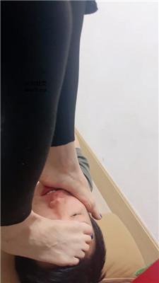 【璋爷】沉浸式白袜+裸足玩虐 JS241020-25