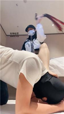 【红颜】骑马掐乳/鞭打肉丝脚踩虐【双视角版】 bf46092