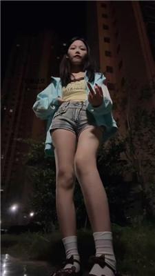 【娜娜】户外白袜灯 JS241023-5