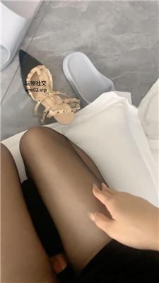 【丝雯】骑狗背恋足狂舔 bf46407