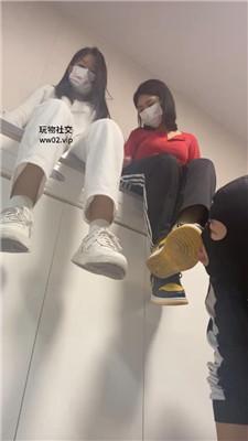 【精神小妹】双S-居高临下舔脏鞋底白袜 bf46493