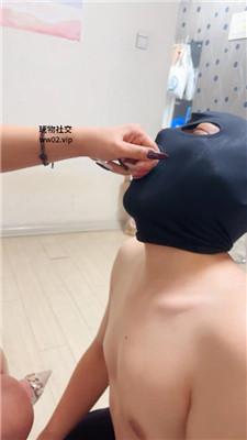 【水凝】手指插嘴/闻舔腋下酸奶 JS241105-19