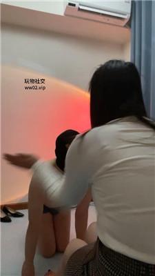 【月亮】捆绑体罚跑骚奴 JS241113-13