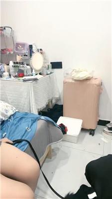 【软软sama】喝圣水/品尝原味裸足 JS241116-6