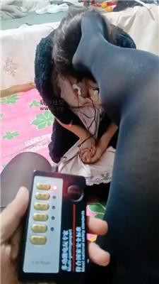 【伪娘和人妻】贴片电击/丝袜jio跪舔 JS241121-3