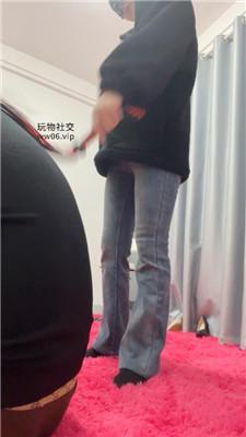【姗姗】黑棉袜踩虐鞭打 JS241124-49