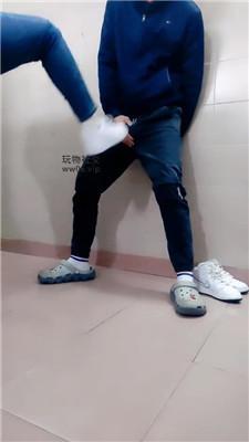 【奇了怪了】运动鞋白袜连环踢裆 JS241128-15