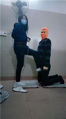 【奇了怪了】泡沫棒抽打/白袜脚踩踏 JS241218-8