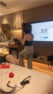 【阿冷】骑马/运动鞋踩踏/鞭打坐脸窒息/掐脖虐乳 JS241219-36