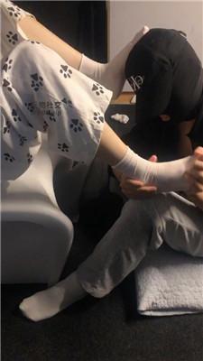 【uu大王】原味白袜脚辱脚垫 JS241224-27