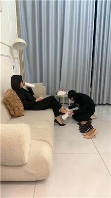 【辣姐】超多双高跟-物化下跪擦鞋器 JS241229-33