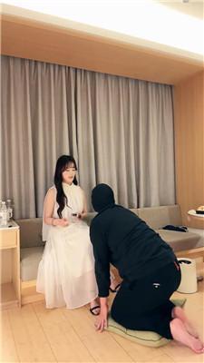 【rose】高贵长裙女主的脚下奴 JS250106-30