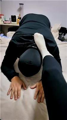 【小羊咩咩】皮带鞭打白袜脚踩虐 JS250119-26