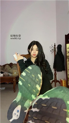 【奶豆包】运动后的白袜加极限臀炸    250206-1