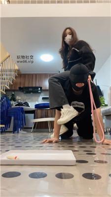 【香芋朱朱】骑马狗爬/重度sp/脚踩喂食/舔小白鞋白袜 JS250222-9