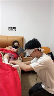 【南月女神】圈养家奴伺候起床 JS250306-29