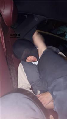 【狗哥】素人S-车内调-白袜气味辱 JS250309-22