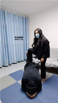 【木子】玉足踩踏鞭打 JS250314-16