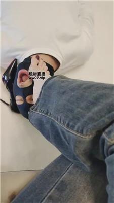 【4772】啃吃脚丫死皮  JS250317-25