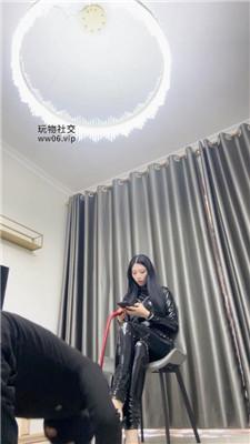 【七月大大】高跟玉足狂舔-皮衣女神虐 JS250321-11