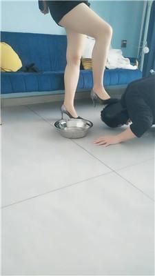 【小李子】强迫喝刷鞋洗脚圣水【双视角版】 JS250402-26