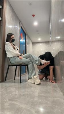 【三千女王】小区楼道遛狗 bf53138