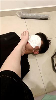 【鑫鑫情侣主】酸臭玉足狂舔 JS250510-12