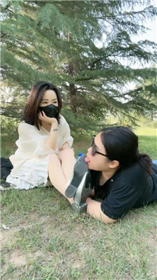 【辣姐】户外公开羞辱小三奴 JS250513-38