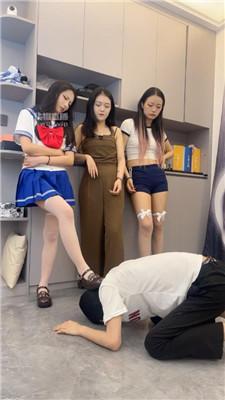 【白鹭】3S-素人学生主轮流踩踏辱 bf54310