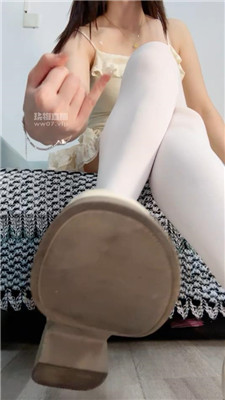 【兔兔酱】口水超脏白丝    250606-27