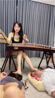 【琴月】古筝女神S-脚下情侣奴 JS250706-28