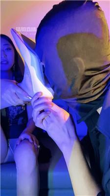 【筱懿学姐】丝袜美腿诱惑虐杀 JS250729-22