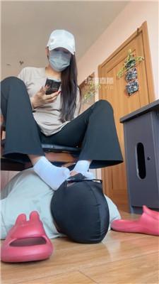 【小奕】嘴洗袜子-白袜脚窒息 JS250730-17