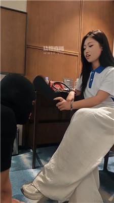 【黑猫】校服诱惑-女同学羞辱师兄奴 bf56264