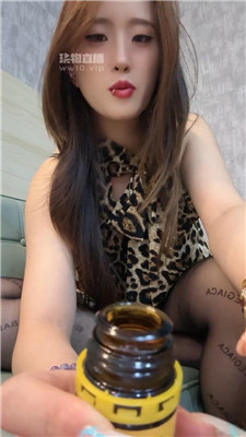 【白鸽】猛吸香水脏鞋底交作业    250813-4