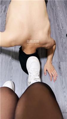 【小鱼】面具女神S-捂原味黑丝白袜辱 JS250815-38