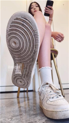 【画画】盯炸    250821-8