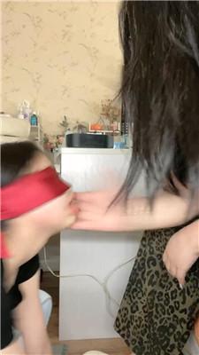 【小羊】喜欢舔臭脚丫的闺蜜 JS250827-33