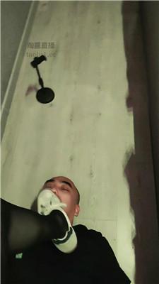 【西北傻子】花钱做素人技师的脚下奴 JS250906-25