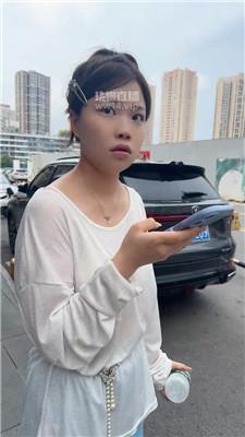 【素人挖掘机】学生妹脏鞋白袜踩 JS250908-49