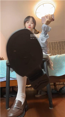 【奶豆包】滚进来吸白丝    250911-11