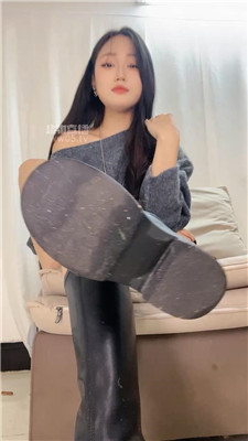 【蓓蓓】靴子白袜除臭    251107-4