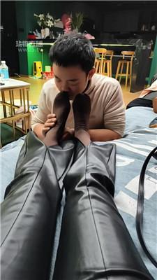 【咩祖】走了一天的臭脚丫强迫虐 bf59060